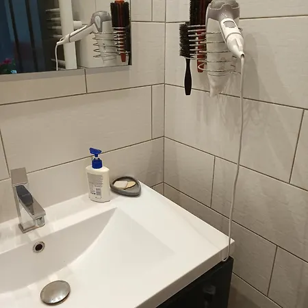 Appartement 2 Pieces Proche Aeroport Nice