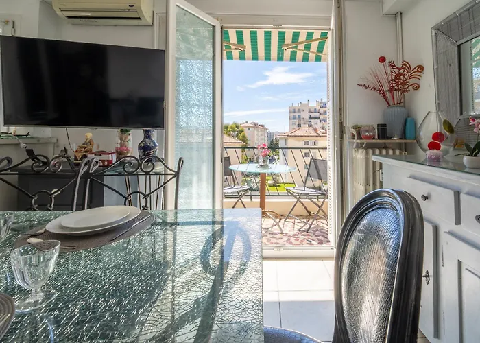 2 Pieces Proche Aeroport Apartment Nizza